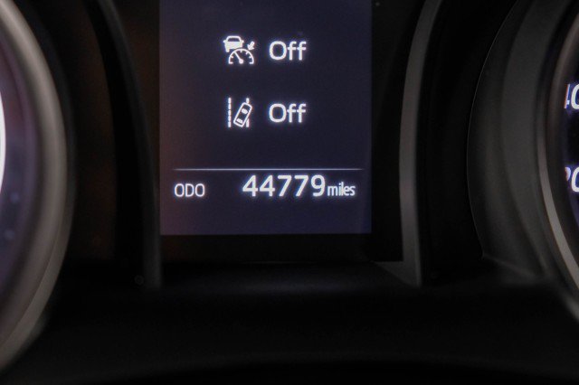 Used 2024 Toyota Camry SE FWD image 19