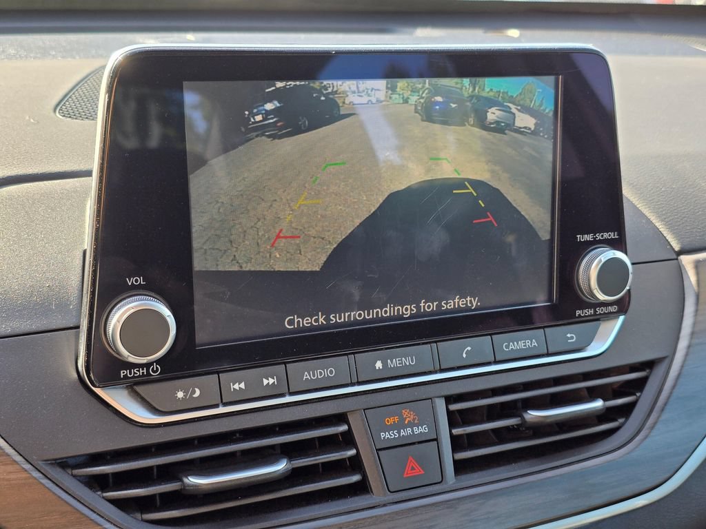 Used 2024 Nissan Altima 2.5 SV AWD/4WD image 29