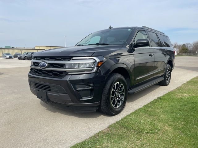 Used 2024 Ford Expedition Max XLT AWD/4WD image 7