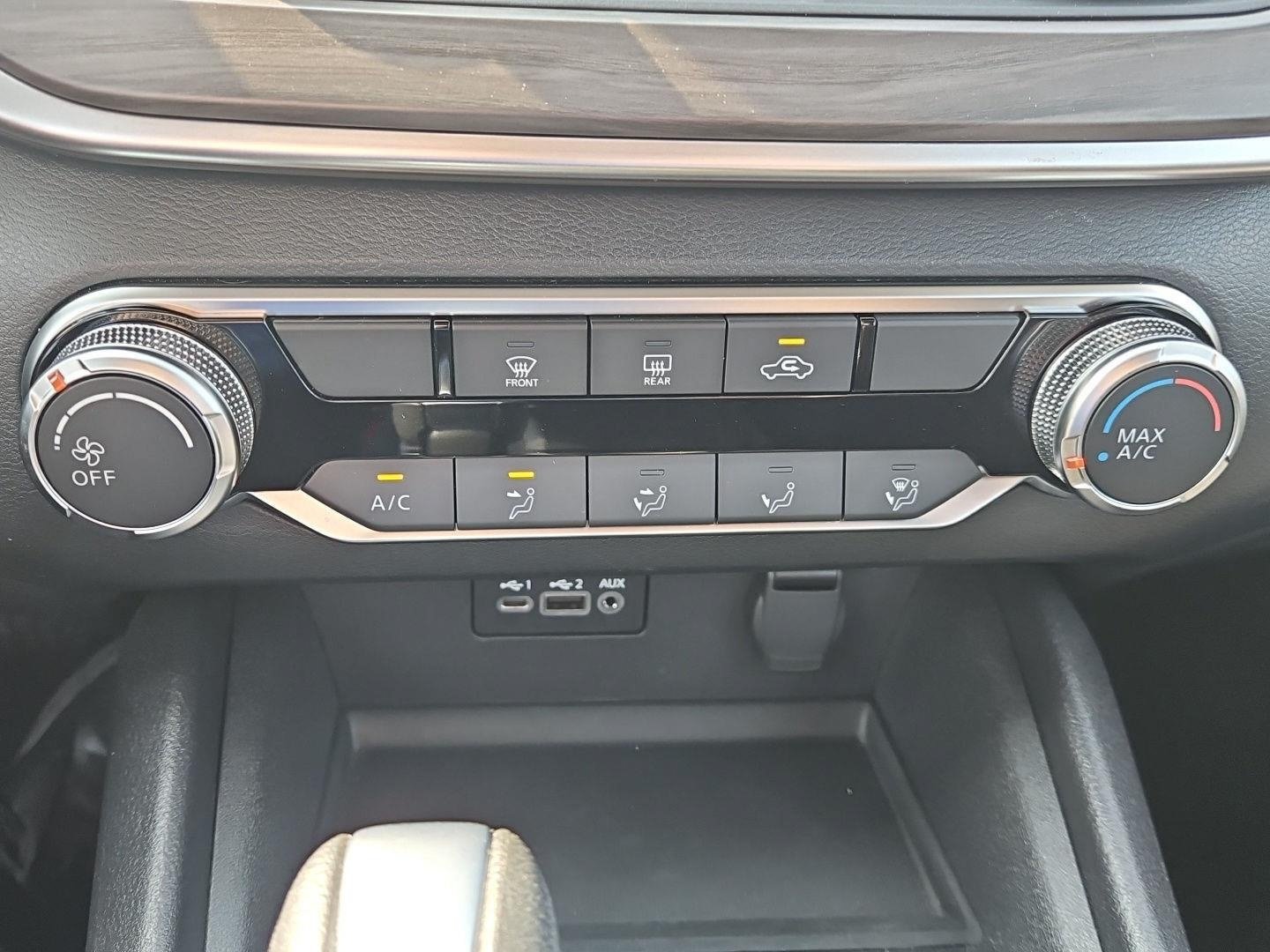 Used 2025 Nissan Altima 2.5 SV FWD image 21