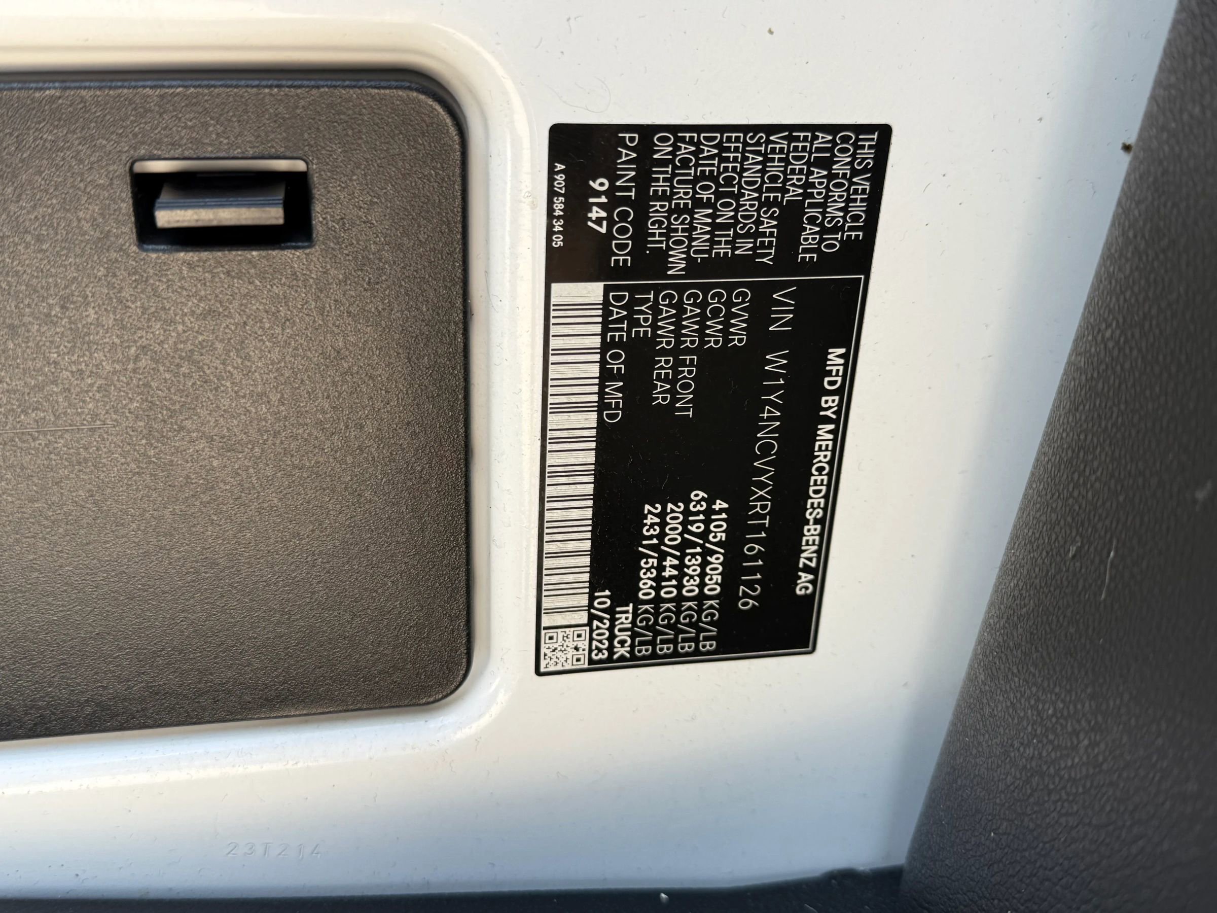 Used 2024 Mercedes-Benz Sprinter 2500 image 25