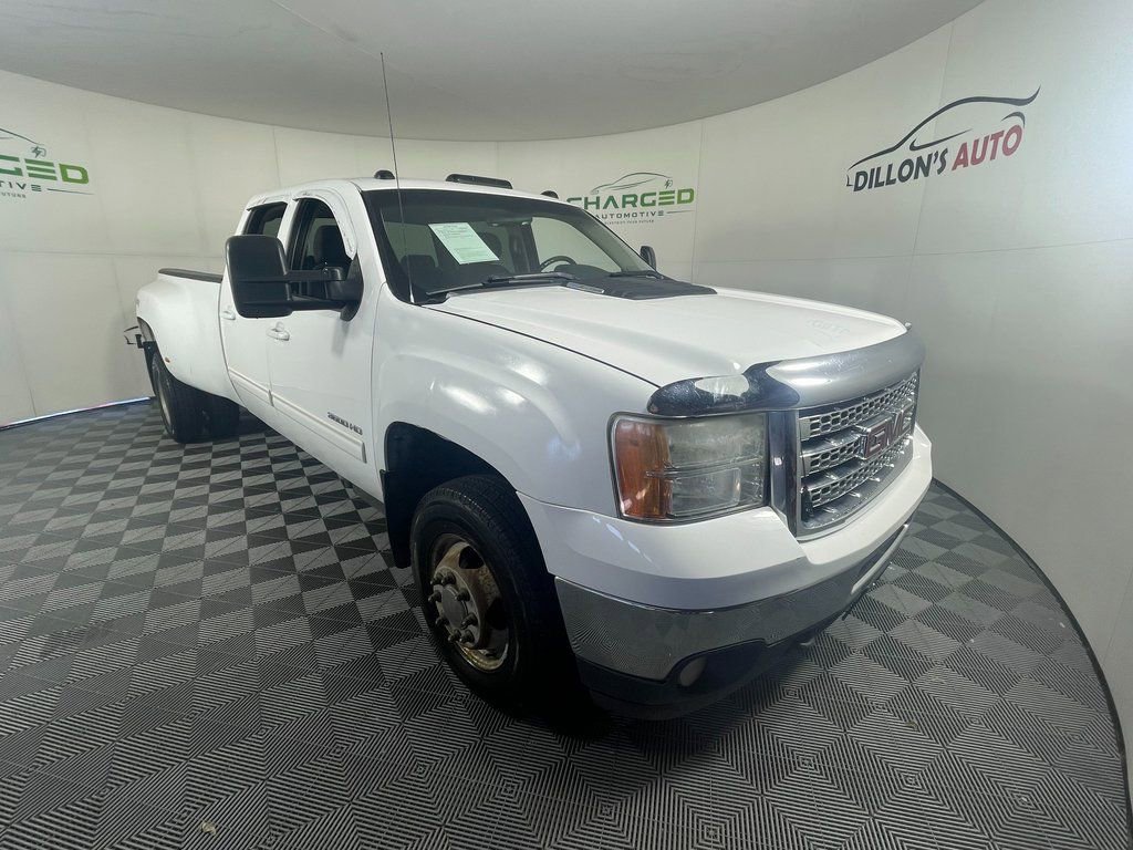 Used 2013 GMC Sierra 3500 SLE image 2