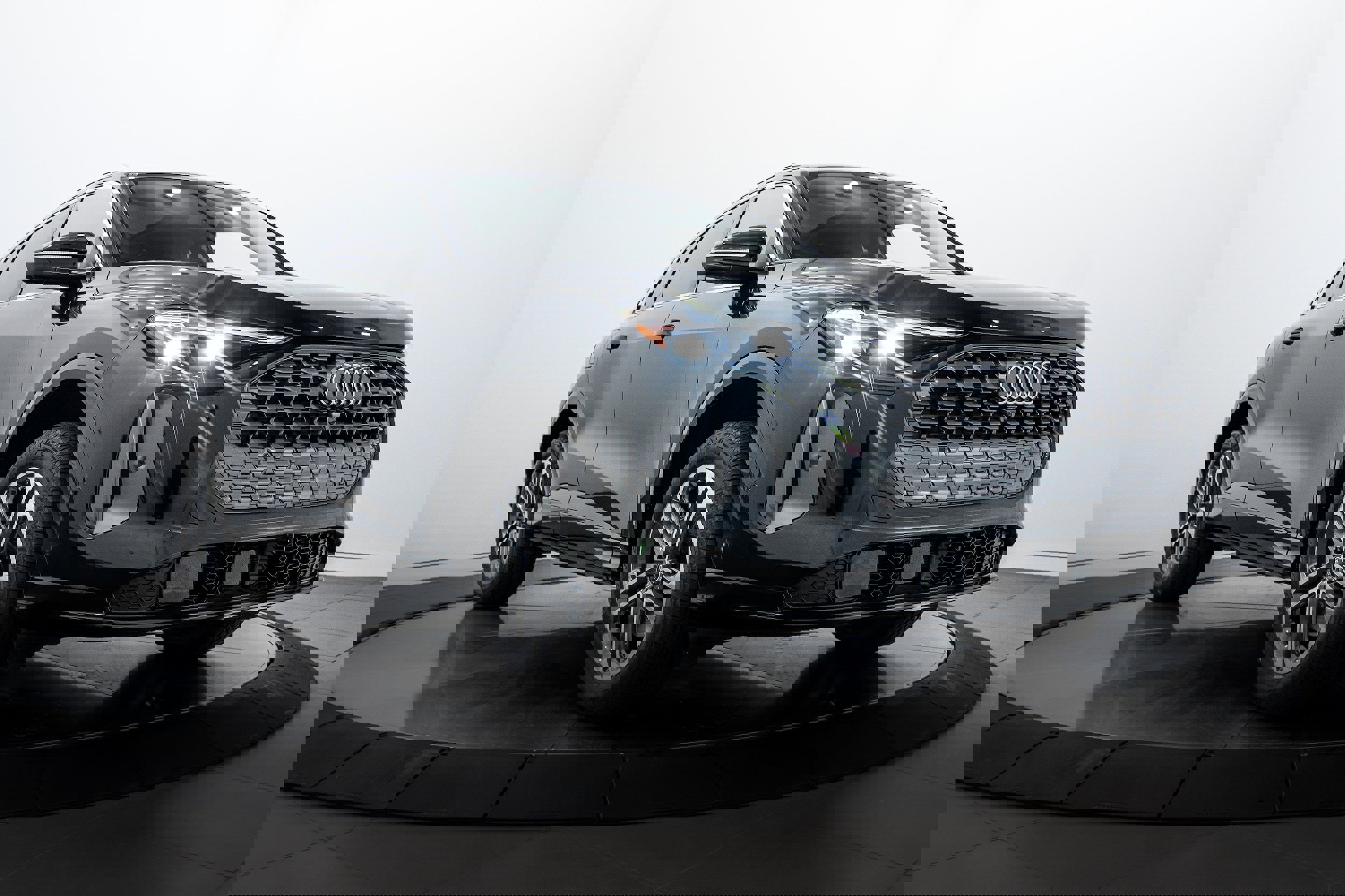 New 2025 Audi Q5 Premium Plus image 1