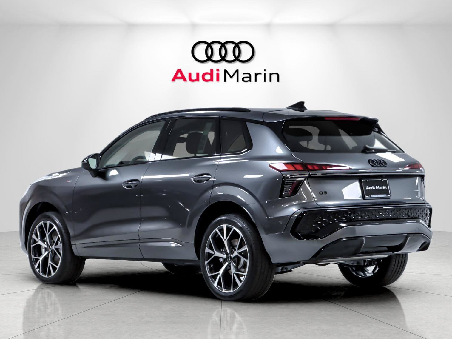 New 2026 Audi Q3 quattro 2.0T AWD/4WD image 3