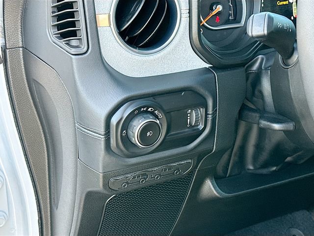 Used 2026 Jeep Wrangler Sahara image 10