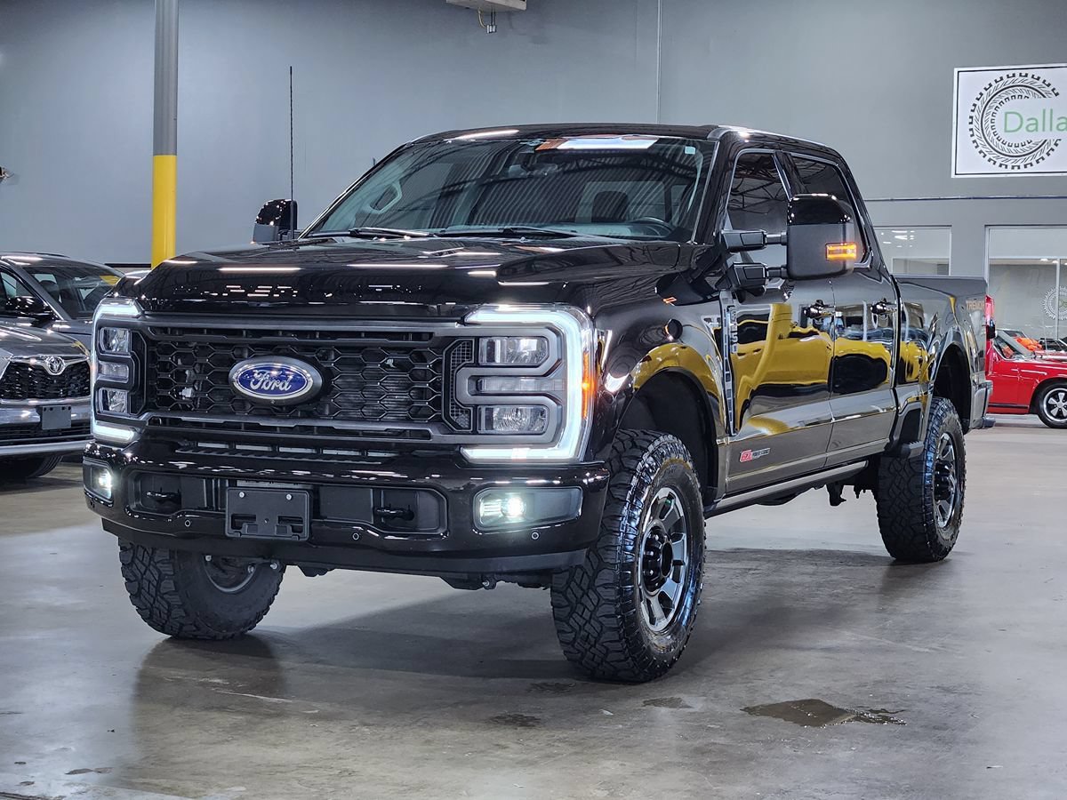 Used 2023 Ford F250 Lariat w/ Lariat Ultimate Package AWD/4WD image 4