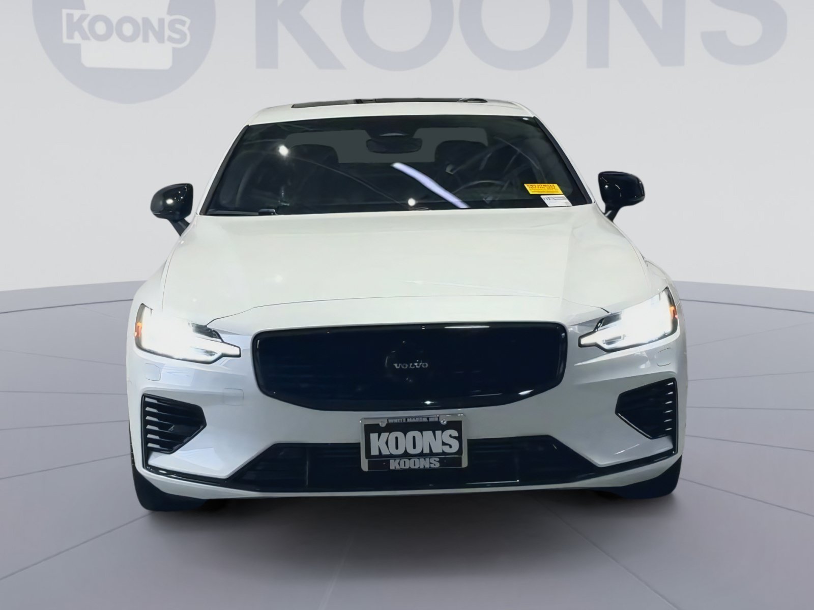 Used 2024 Volvo S60 T8 Plus AWD/4WD image 4