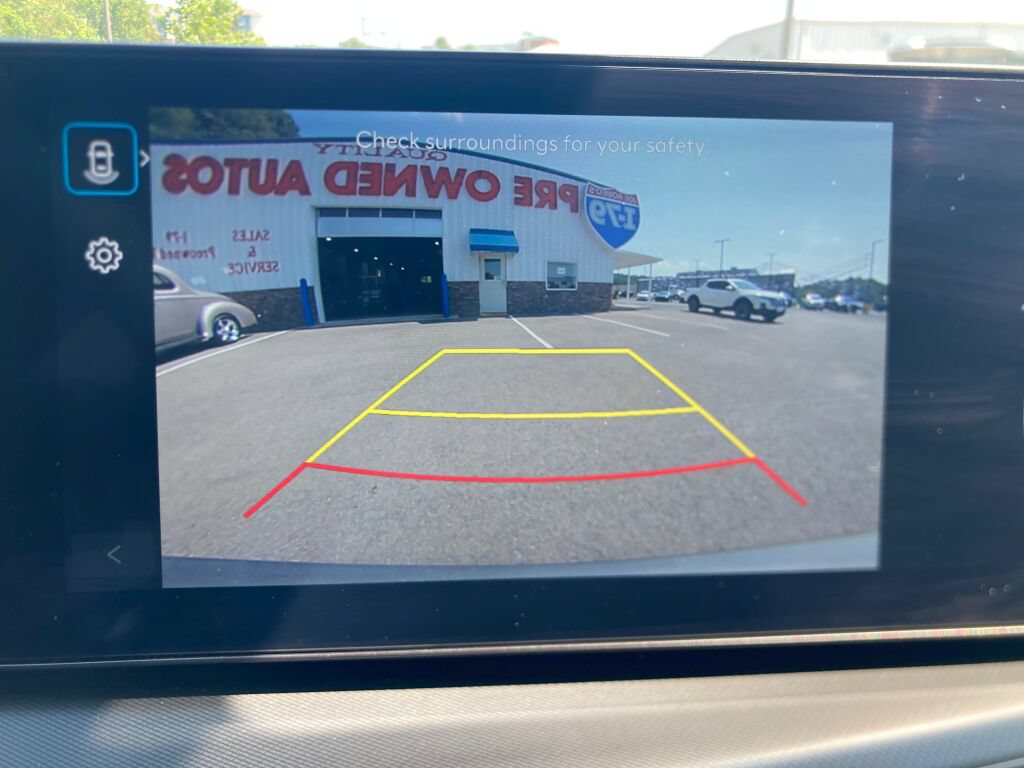 Used 2024 Hyundai Santa Fe SEL FWD image 32