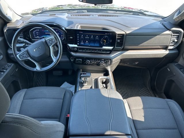 Used 2023 Chevrolet Silverado 1500 RST w/ Convenience Package II AWD/4WD image 16