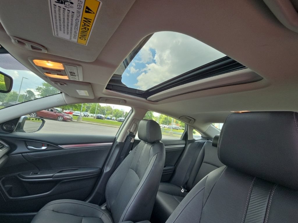 Used 2018 Honda Civic EX-L image 16