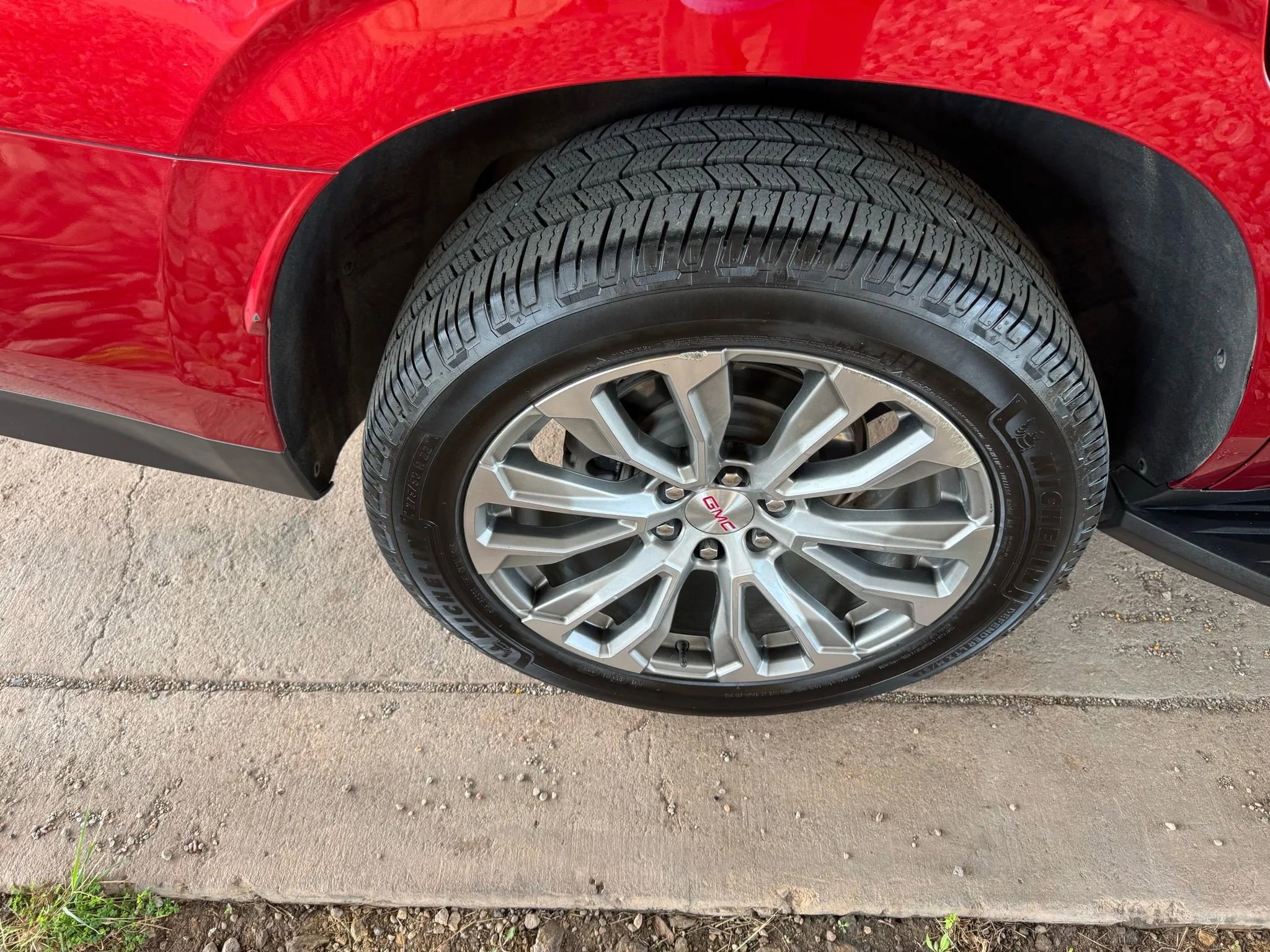 Used 2021 GMC Yukon Denali image 34