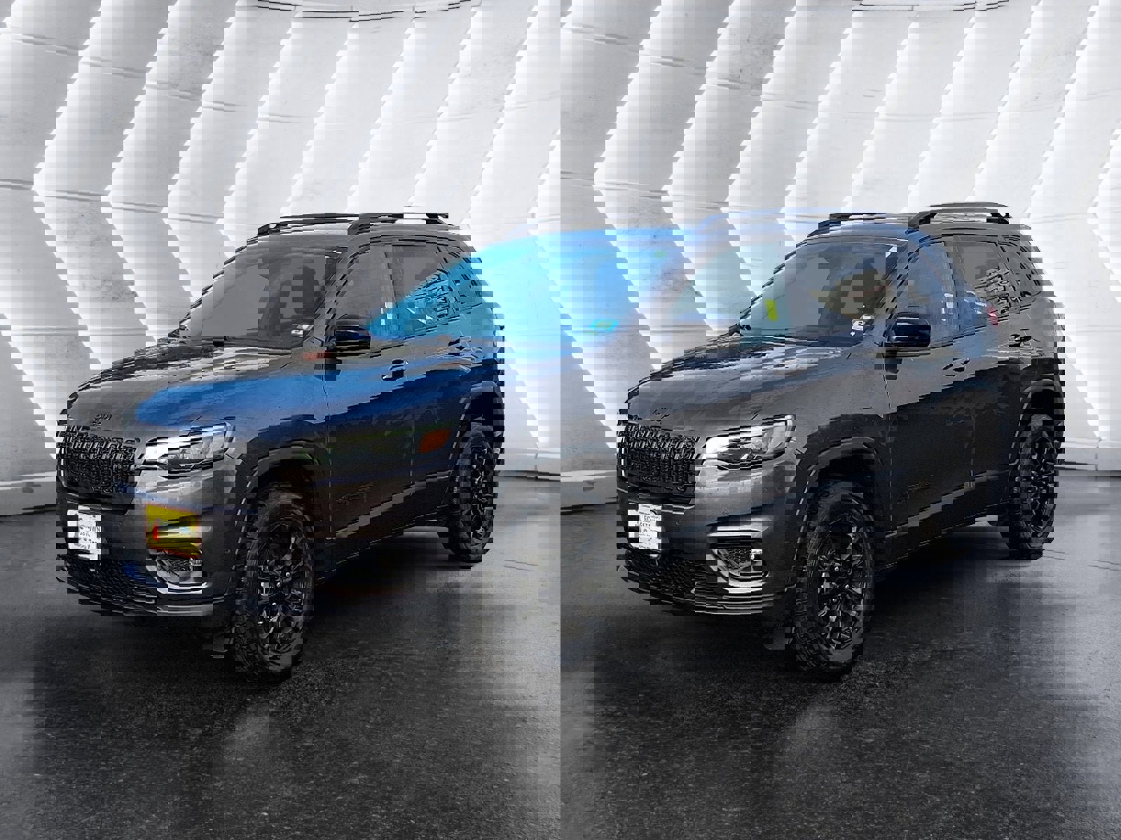 Used 2023 Jeep Cherokee Altitude Lux image 2