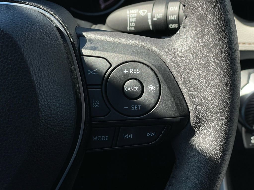 Used 2024 Toyota RAV4 XLE Premium image 15