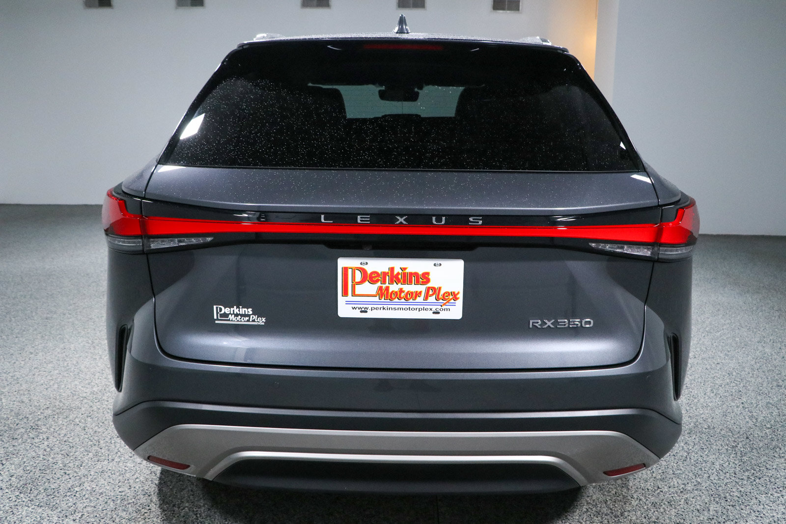 Used 2024 Lexus RX 350 Premium w/ Convenience Package FWD image 8