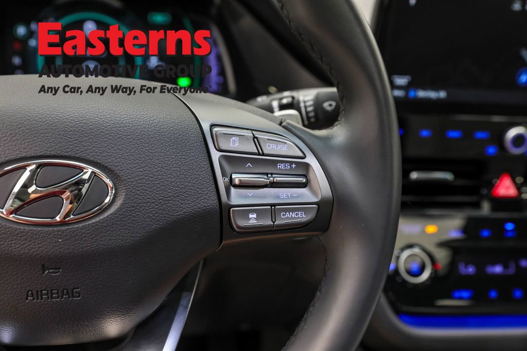 Used 2022 Hyundai Ioniq Limited image 16