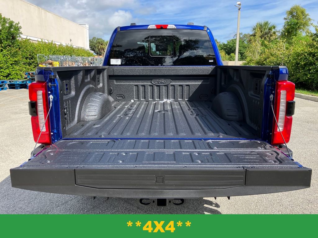 New 2026 Ford F250 Lariat w/ Black Appearance Package image 8