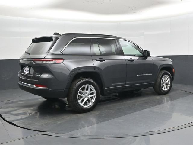 New 2026 Jeep Grand Cherokee Laredo X AWD/4WD image 4