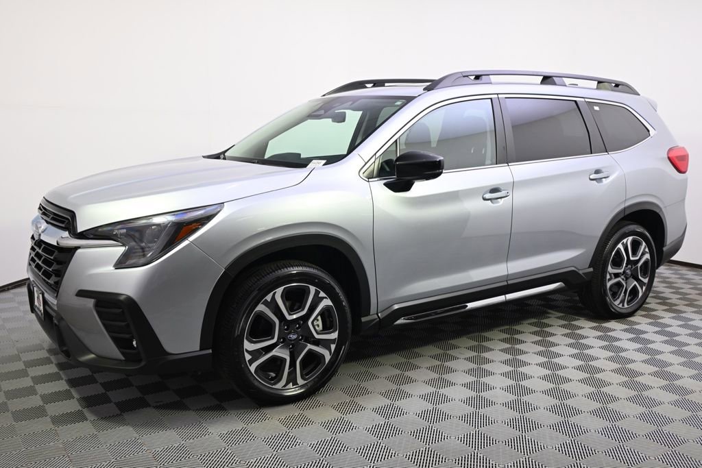 Certified 2025 Subaru Ascent Limited w/ Popular Package #2 image 2