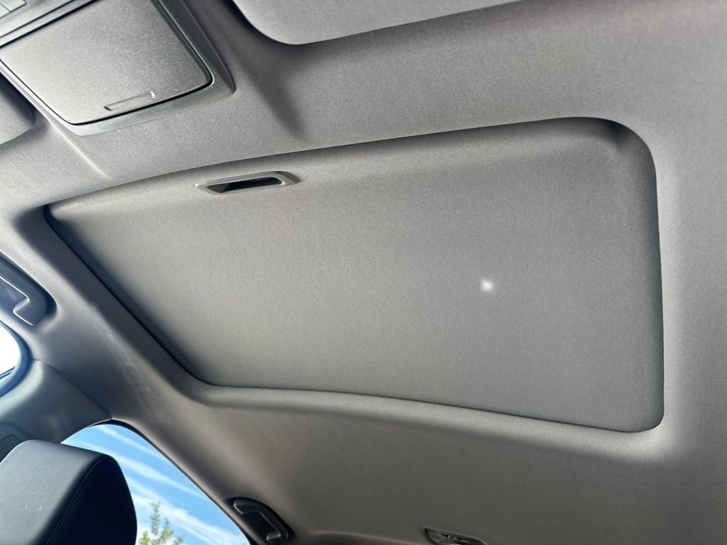 Used 2021 Honda CR-V EX-L image 17