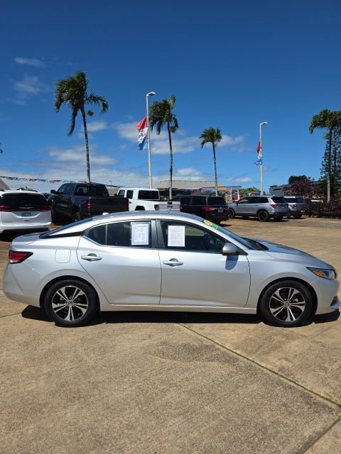 Used 2022 Nissan Sentra SV image 3