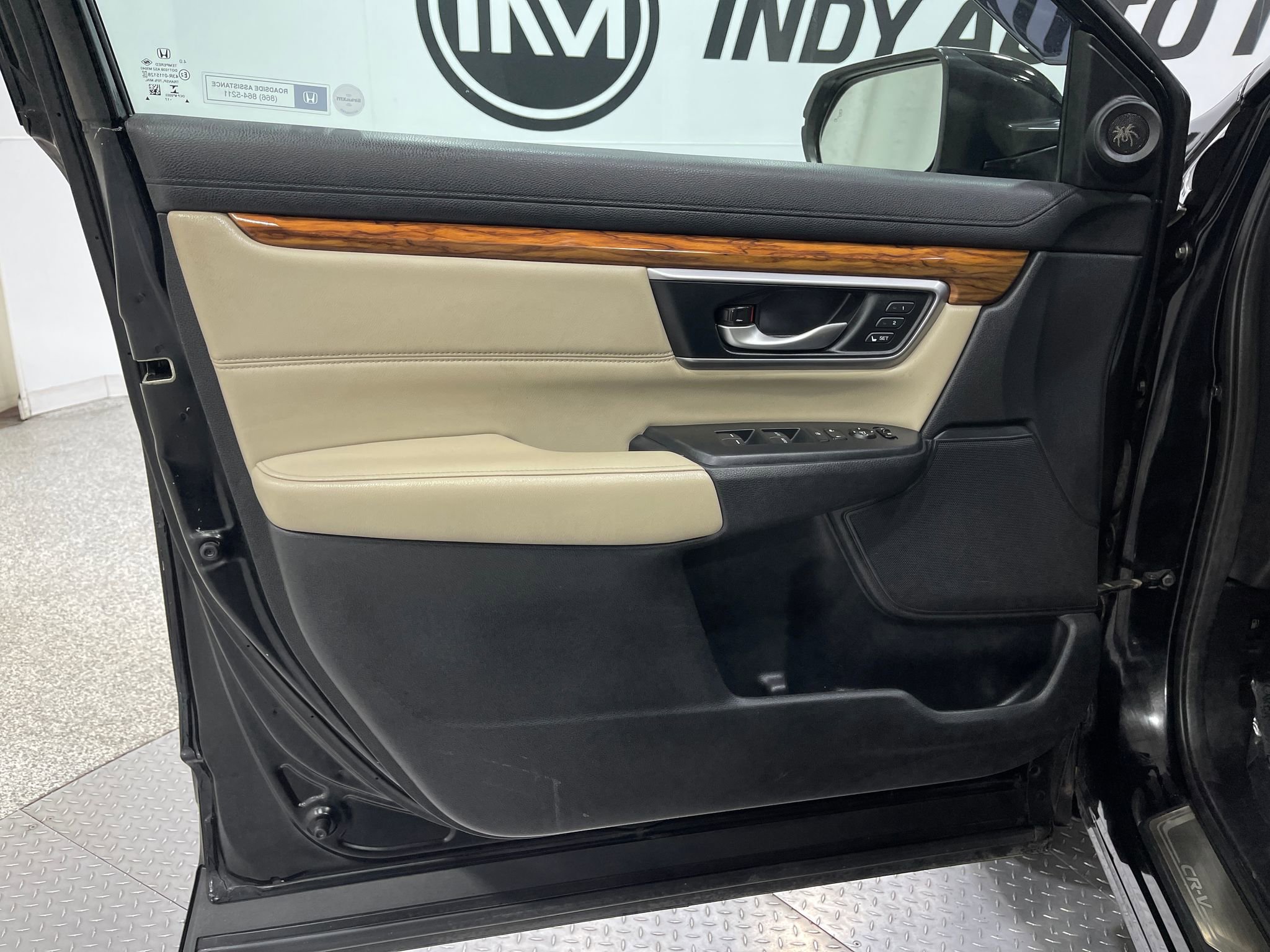 Used 2017 Honda CR-V EX-L image 14