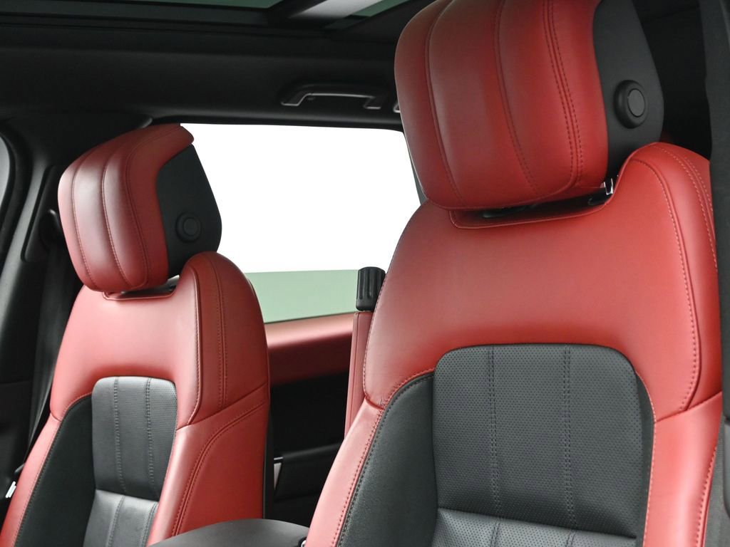 Used 2019 Land Rover Range Rover Sport HST image 14