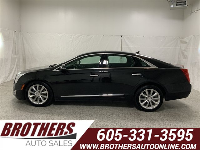Used 2014 Cadillac XTS Luxury AWD/4WD image 1