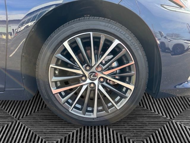 Used 2025 Lexus ES 350 w/ Premium Package image 32