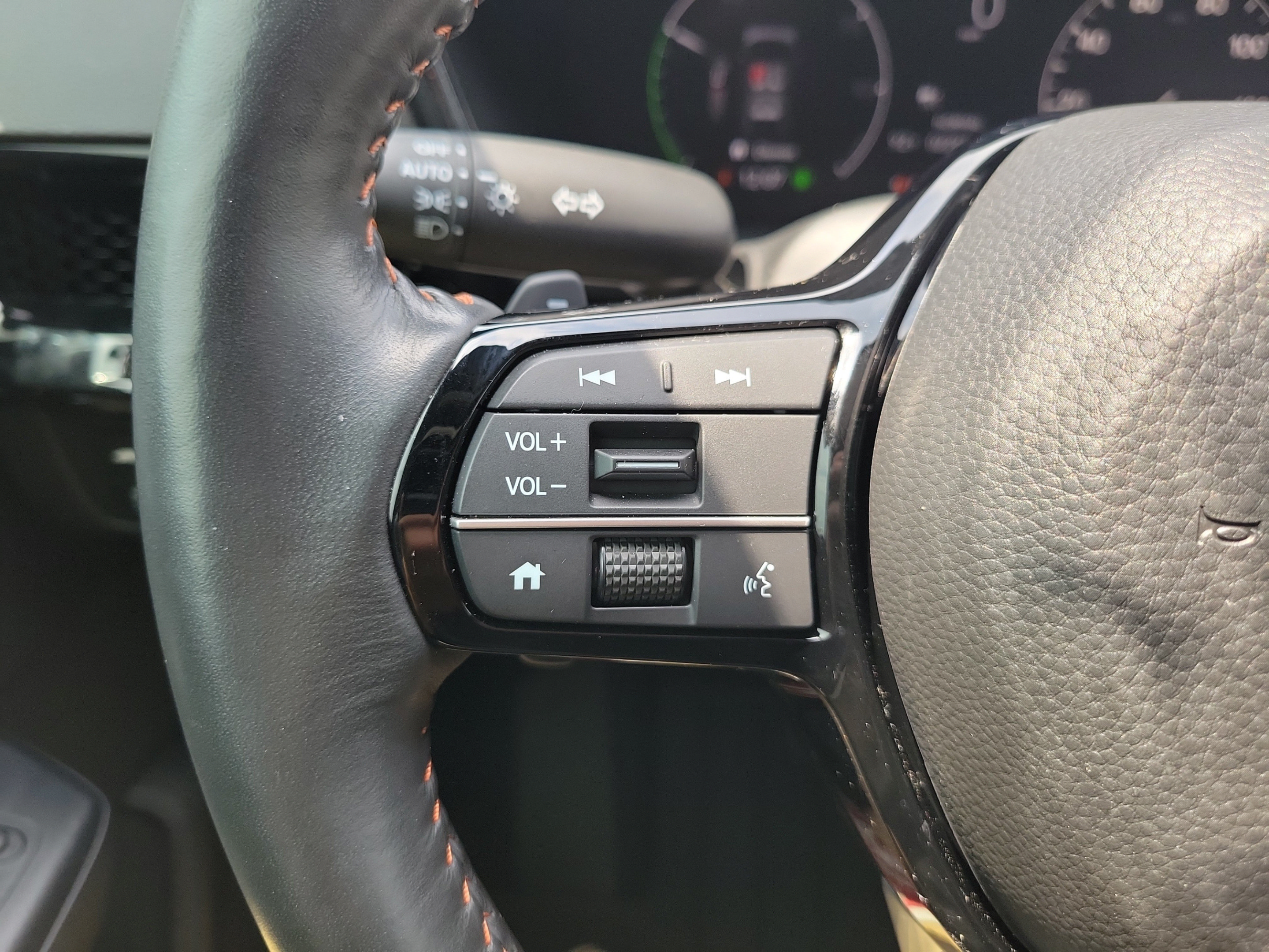Certified 2023 Honda CR-V Sport Touring image 30