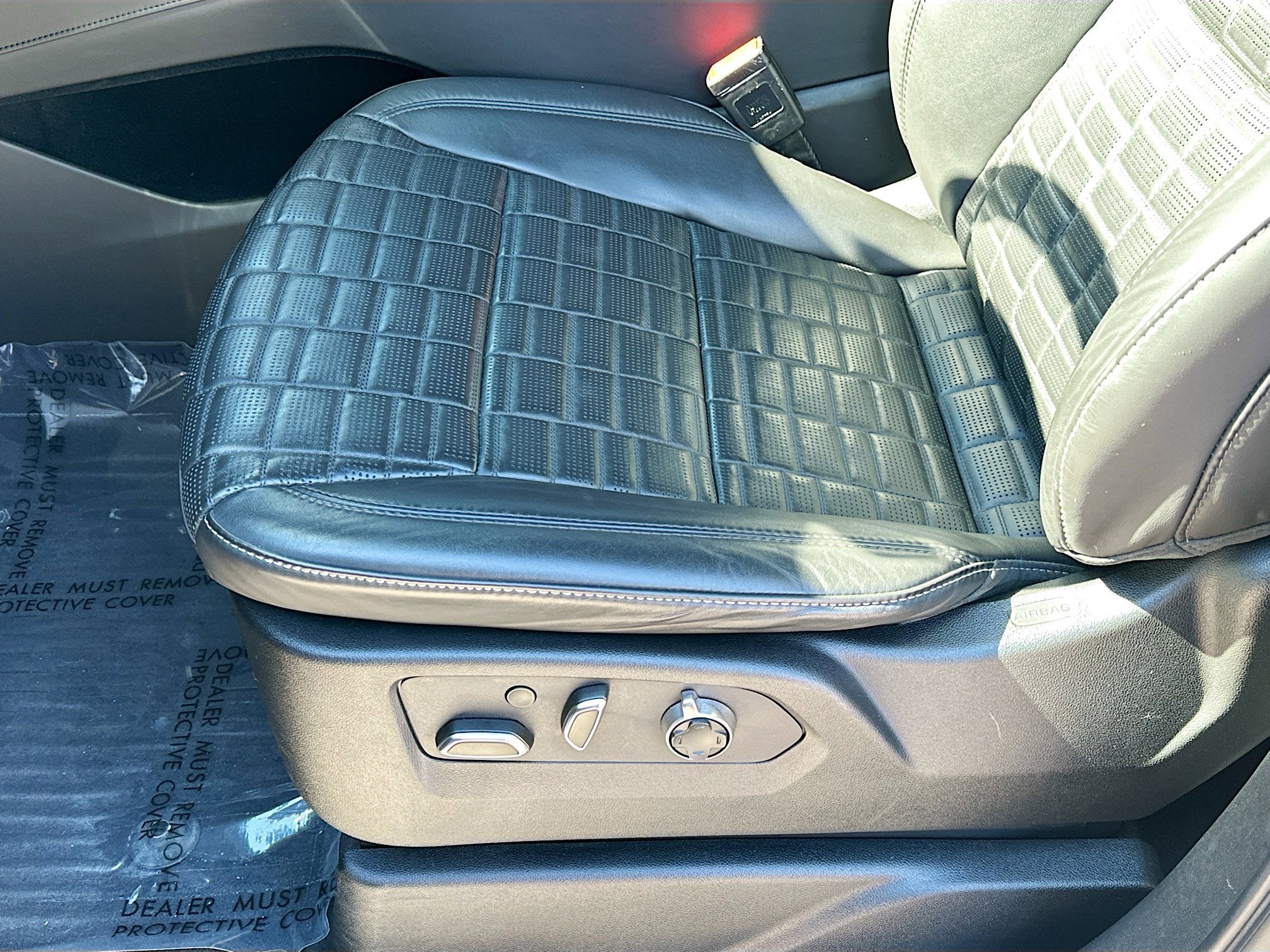 Used 2023 Cadillac Escalade V w/ LPO, Floor Liner Package image 19