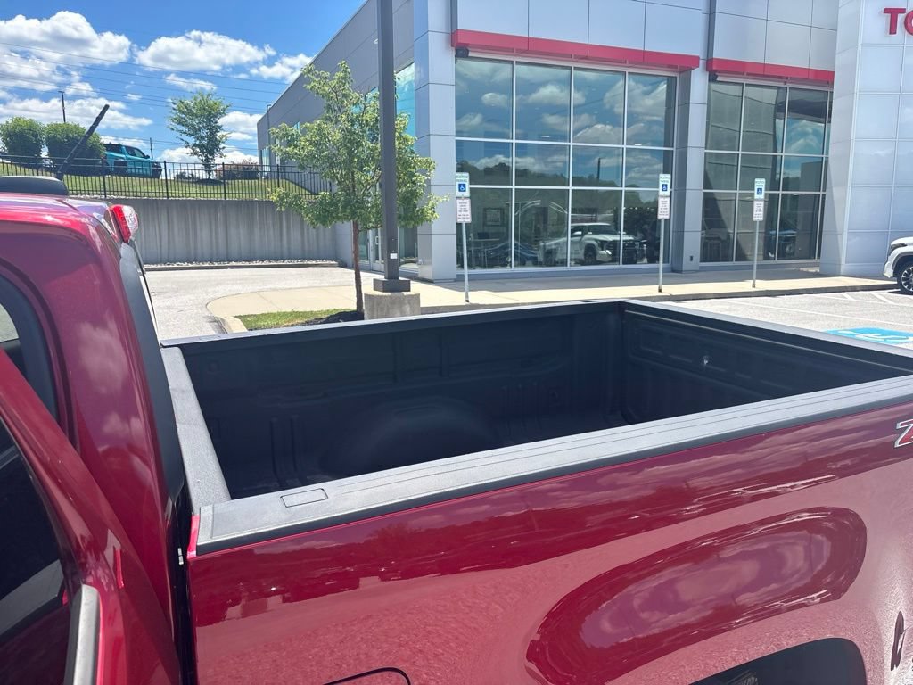 Used 2018 Chevrolet Colorado Z71 AWD/4WD image 22