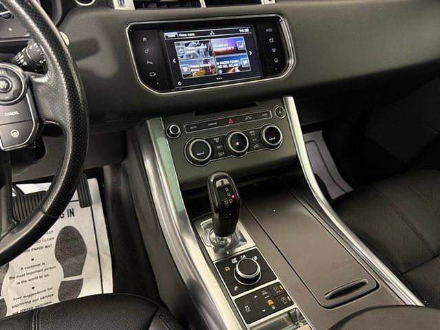 Used 2016 Land Rover Range Rover Sport SE image 37