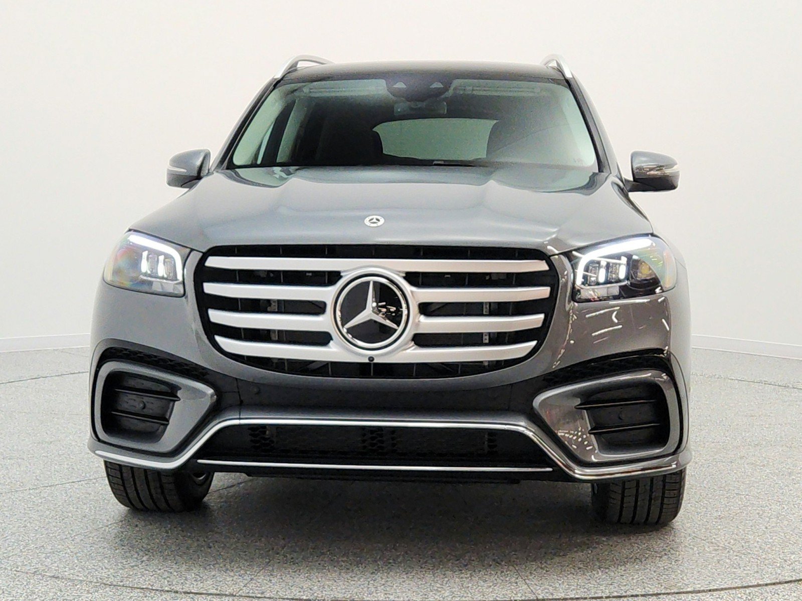 New 2026 Mercedes-Benz GLS 450 4MATIC image 2