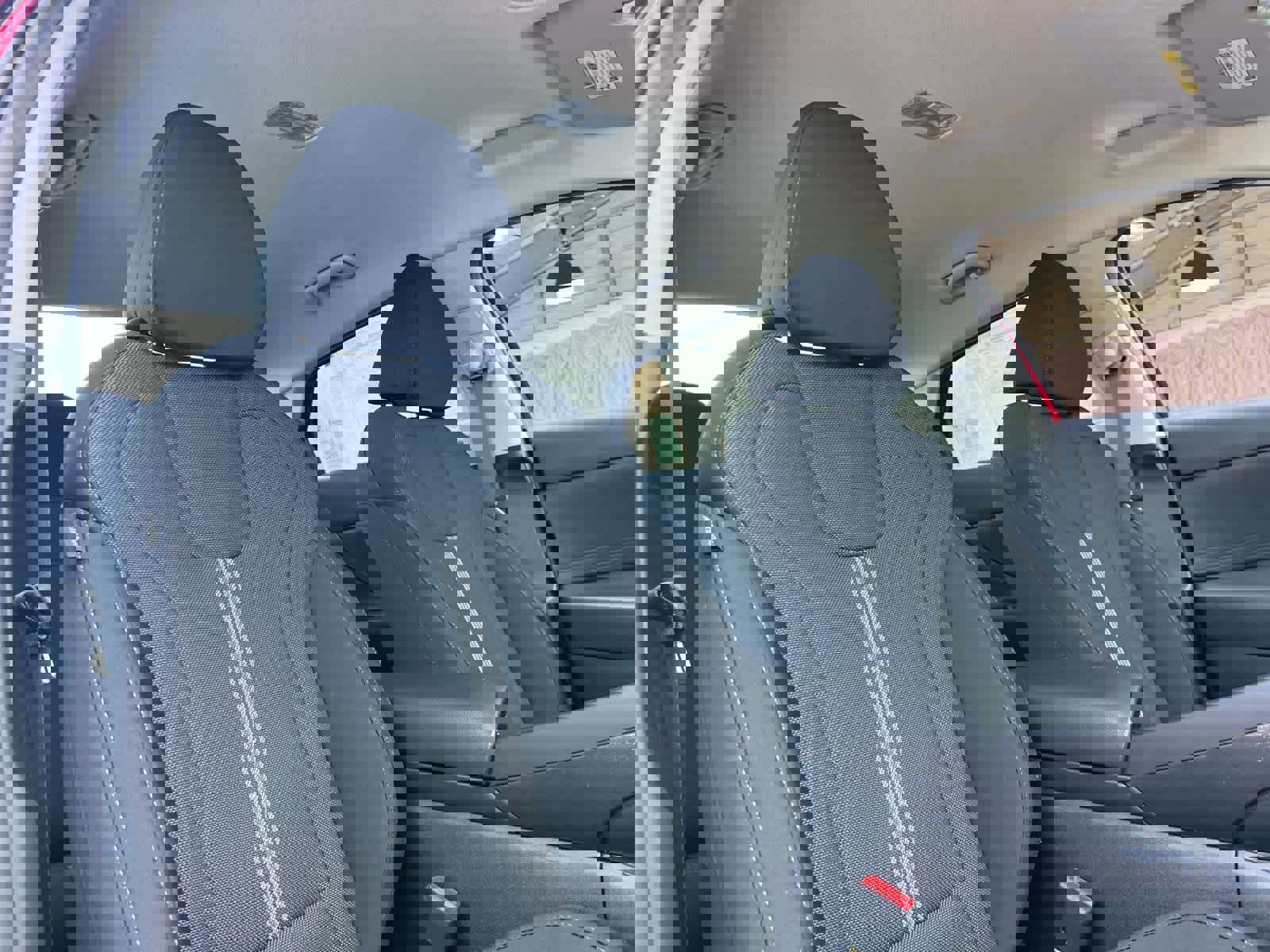 New 2025 Hyundai Elantra SE image 17