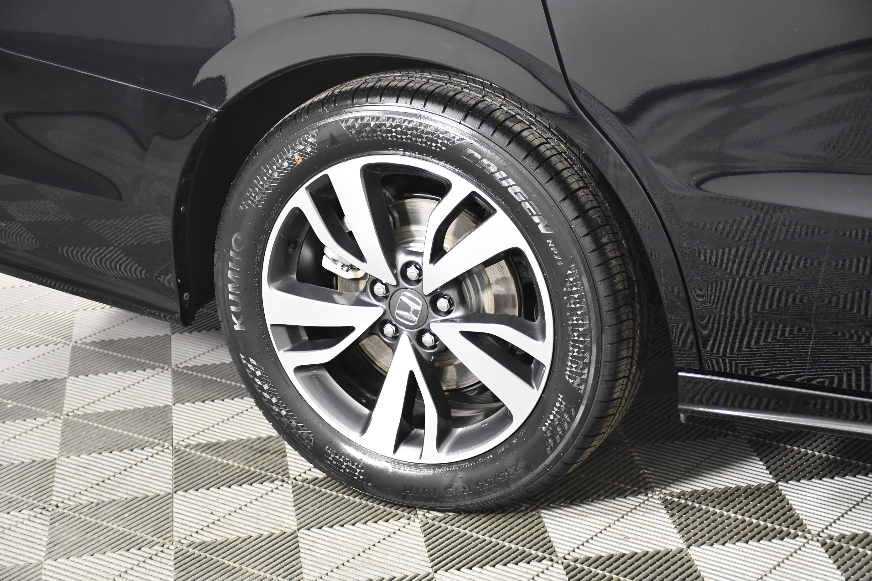 Certified 2023 Honda Odyssey Touring image 56