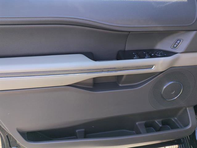 Used 2021 Ford Expedition Max XLT image 88