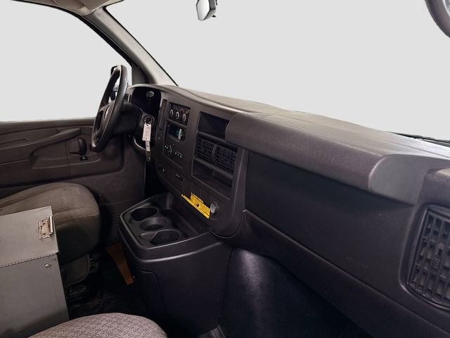 Used 2014 Chevrolet Express 1500 image 22