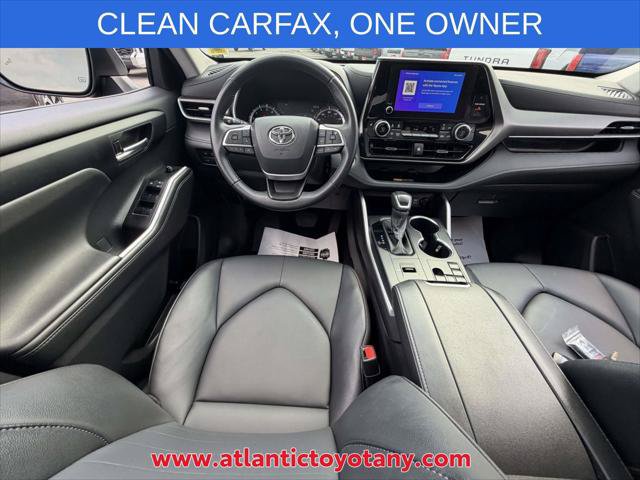 Certified 2025 Toyota Highlander XLE FWD image 16