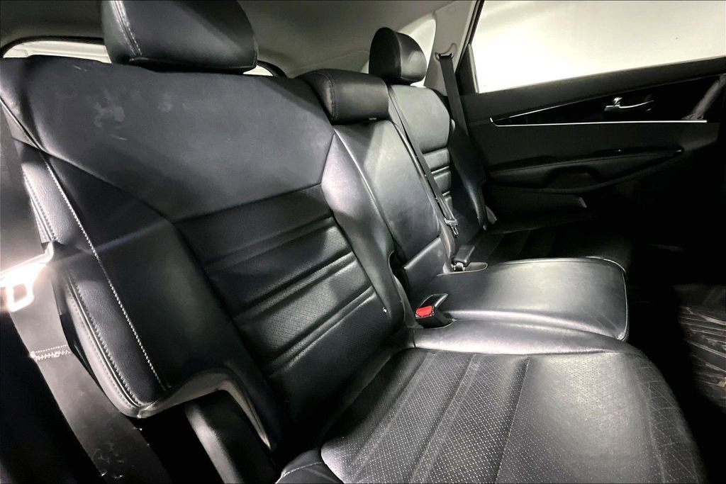 Used 2019 Kia Sorento EX image 34