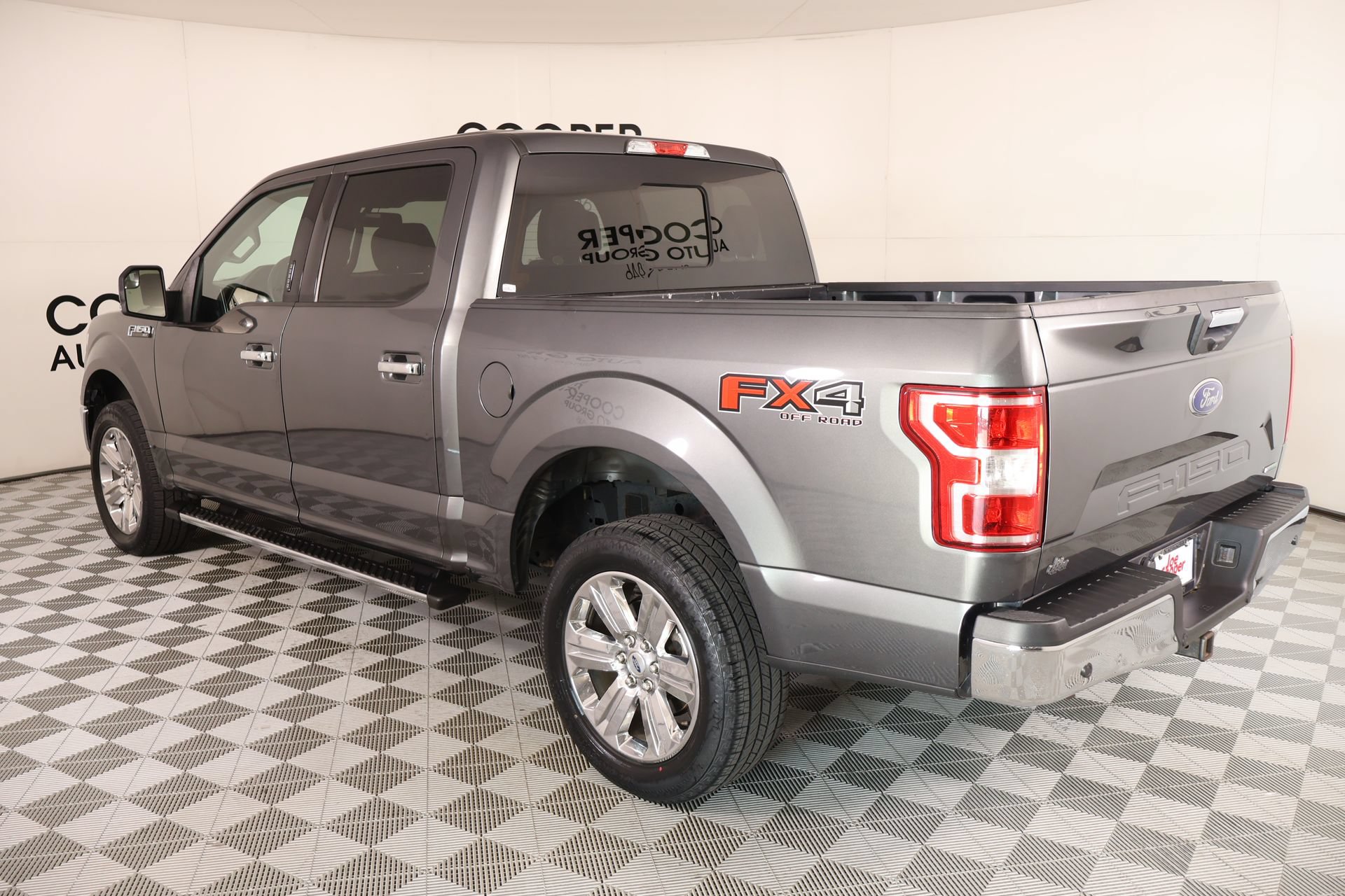 Used 2020 Ford F150 XLT w/ Equipment Group 302A Luxury AWD/4WD image 23