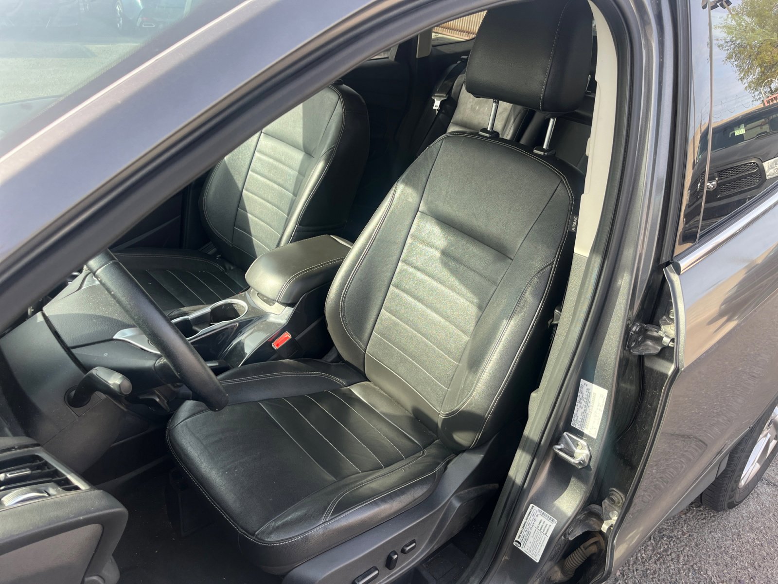 Used 2014 Ford Escape Titanium w/ Equipment Group 401A image 14