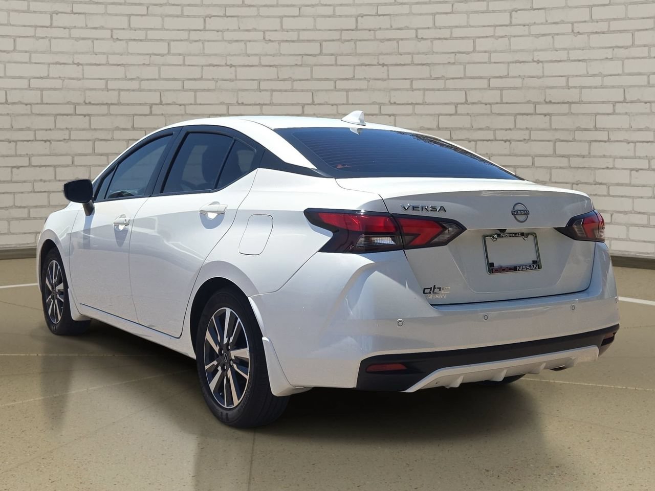 Used 2025 Nissan Versa SV w/ Trunk Package FWD image 7