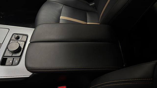 Used 2024 MAZDA CX-90 Plug-In Hybrid w/ Premium Plus image 22