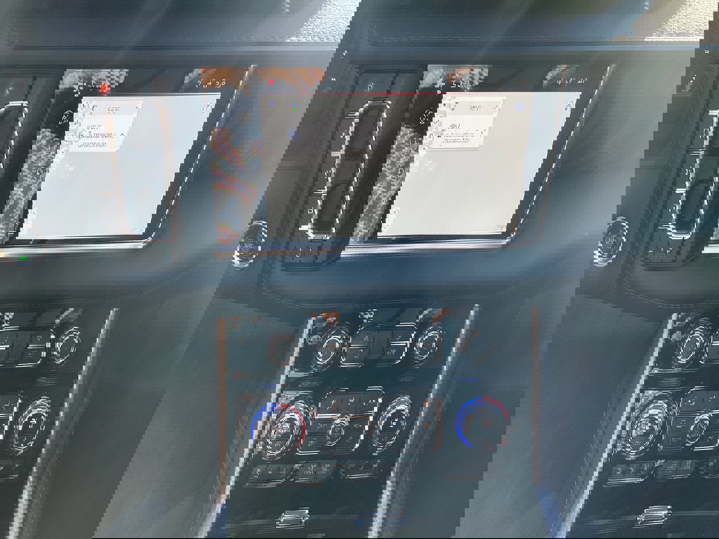 Used 2024 GMC Yukon Denali w/ Denali Reserve Package image 22