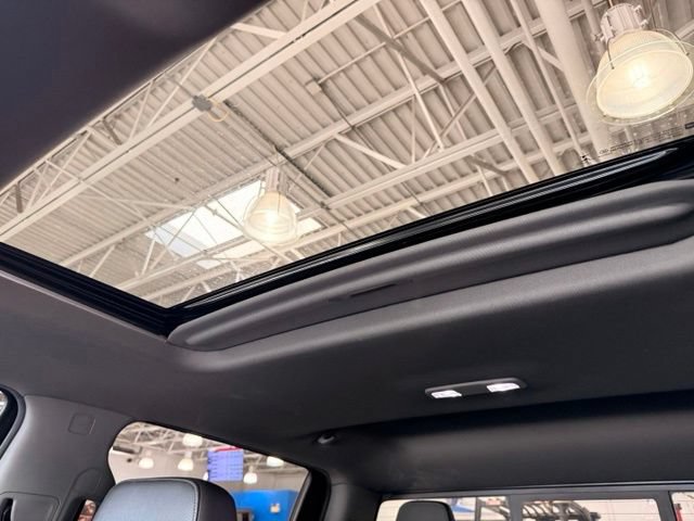 Used 2020 GMC Sierra 1500 Denali w/ Denali Ultimate Package AWD/4WD image 20
