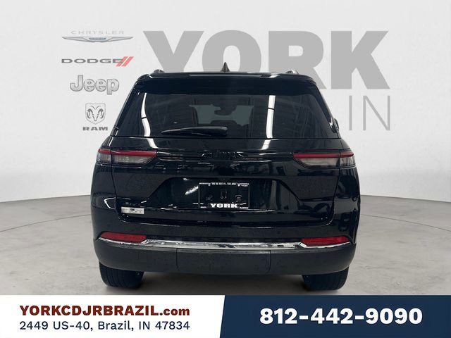 Used 2023 Jeep Grand Cherokee Altitude image 4