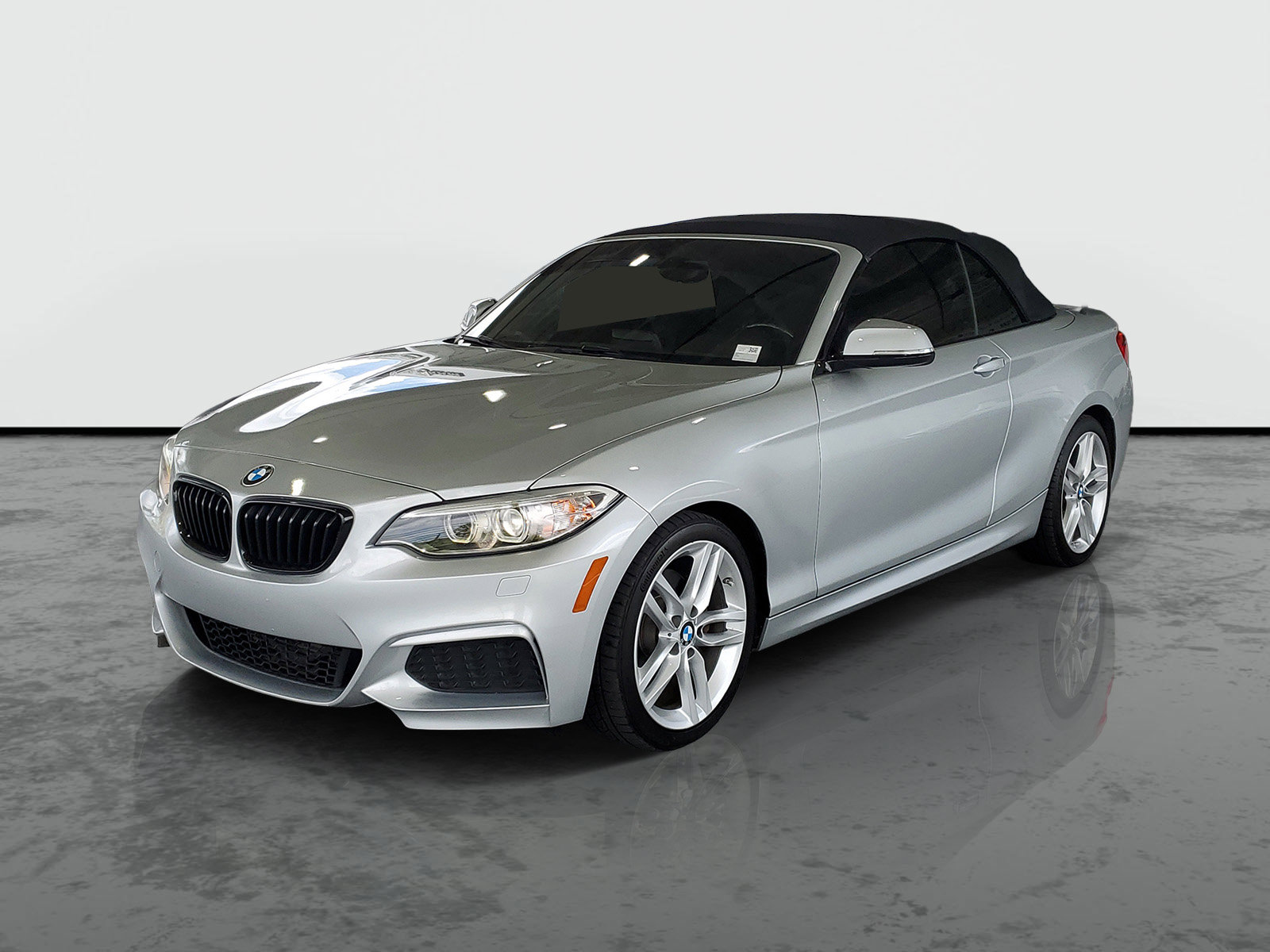 Used 2016 BMW 228i xDrive Convertible AWD/4WD image 4
