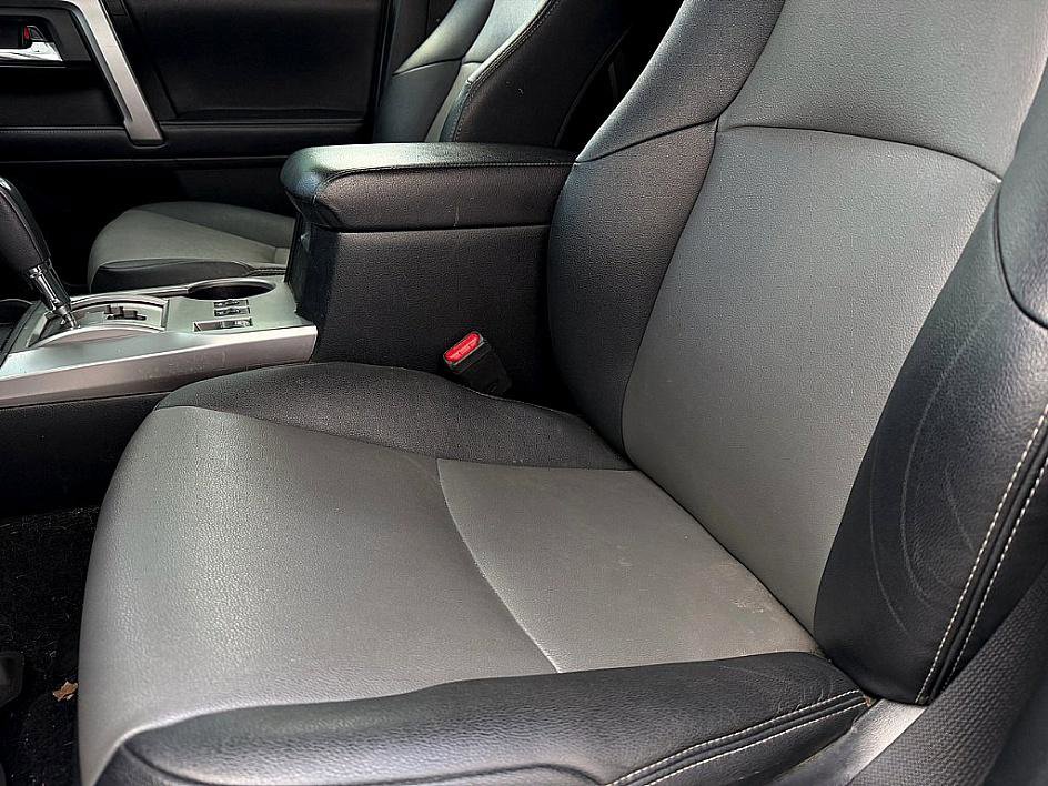 Used 2019 Toyota 4Runner SR5 Premium image 8