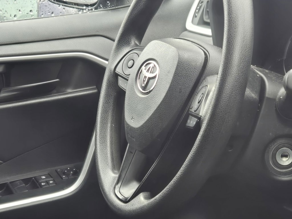 Used 2023 Toyota RAV4 LE image 16