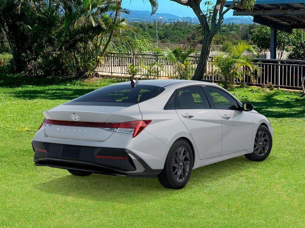 New 2026 Hyundai Elantra Hybrid FWD image 40